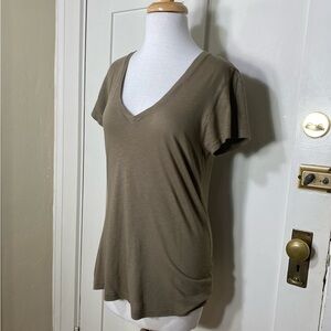 Sundry V Neck Short Sleeve T Shirt Size 1 (S)